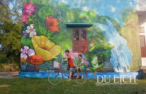Colourful murals are the spots of liveliness in juxtaposition to the rustic life of the fishing village